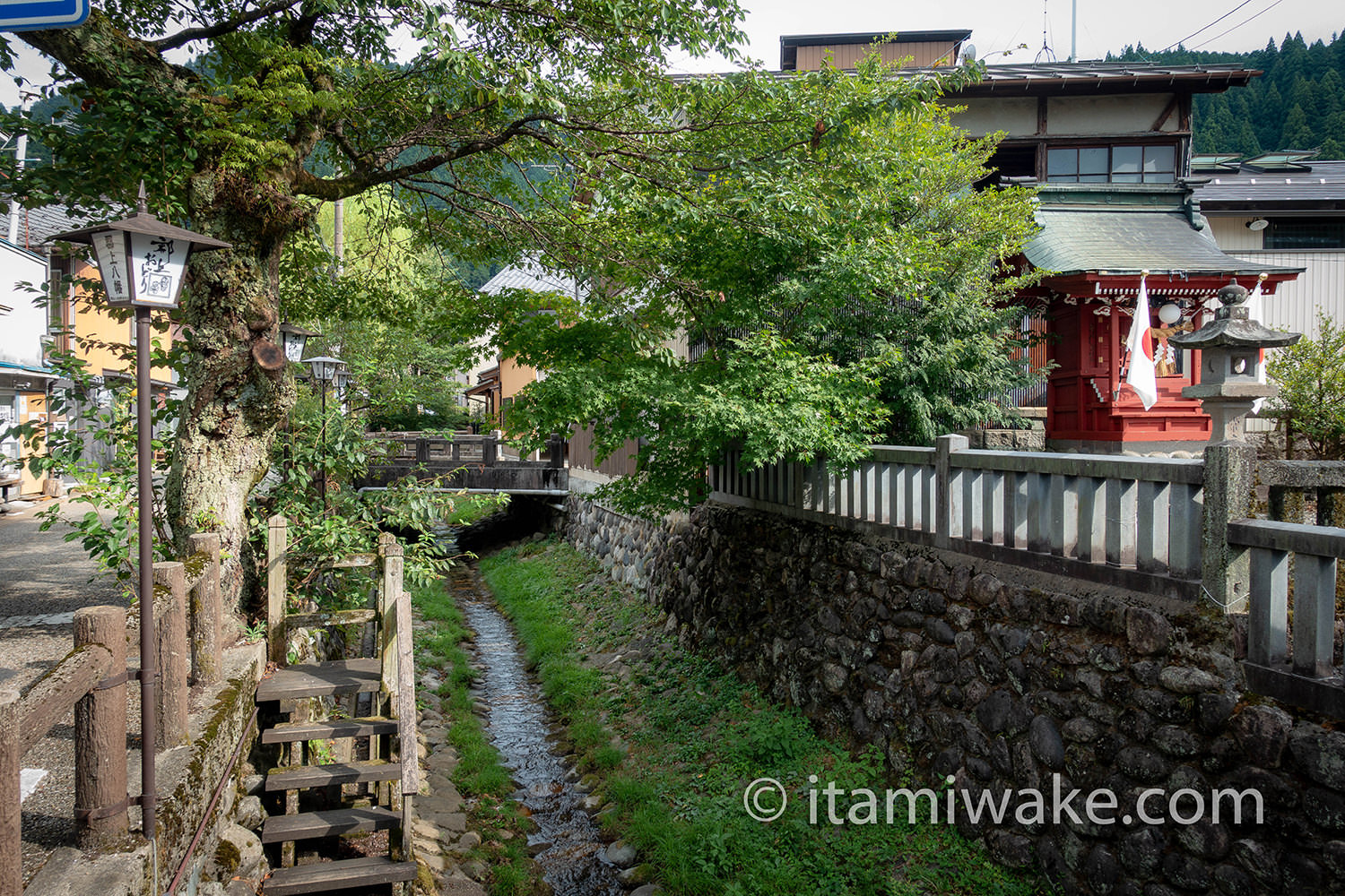 郡上の水路