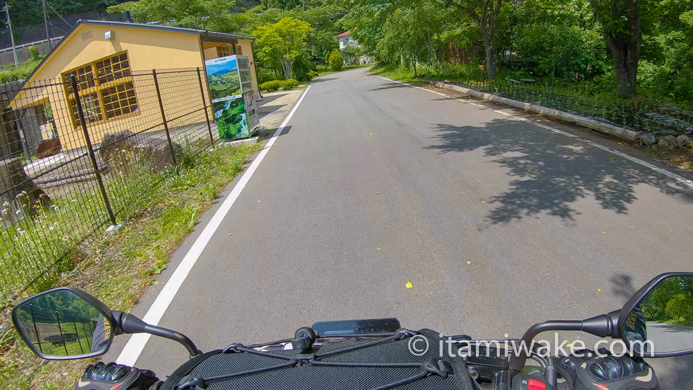 綺麗な建物がお出迎え