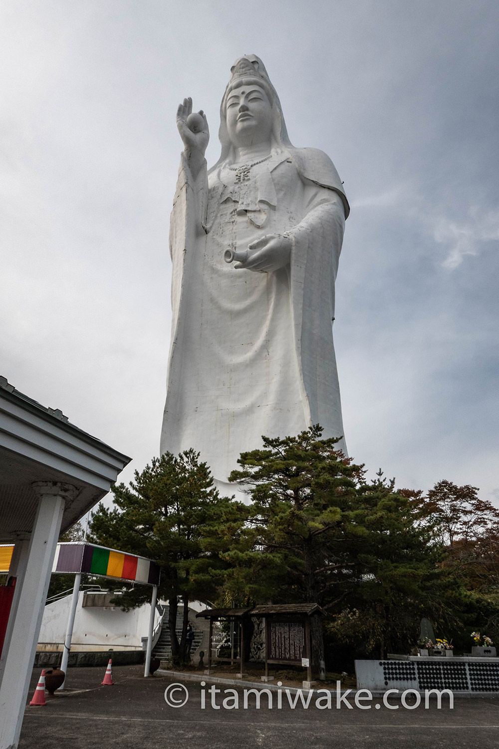 仙台大観音のお膝元