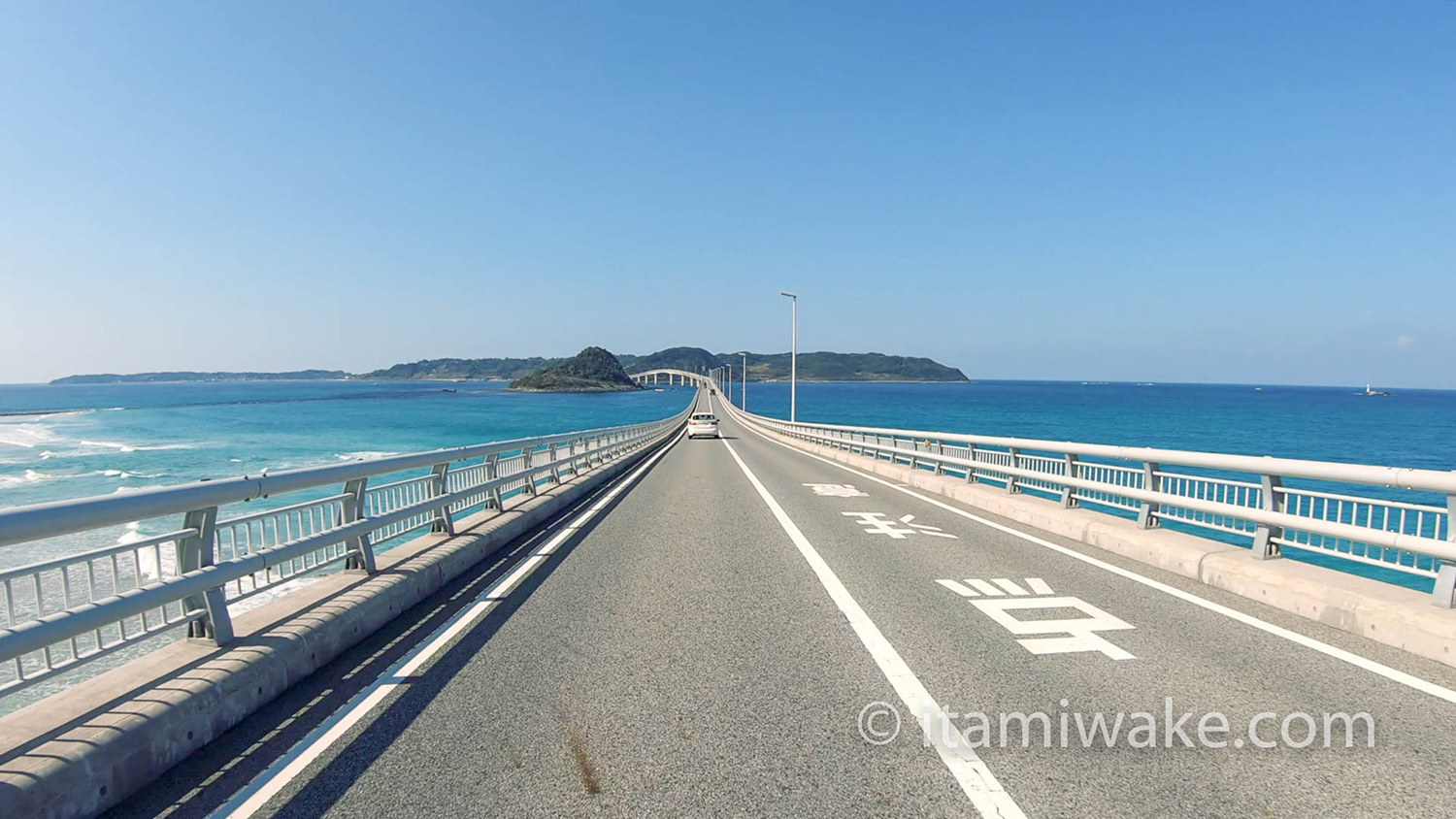 角島大橋をバイクで渡る