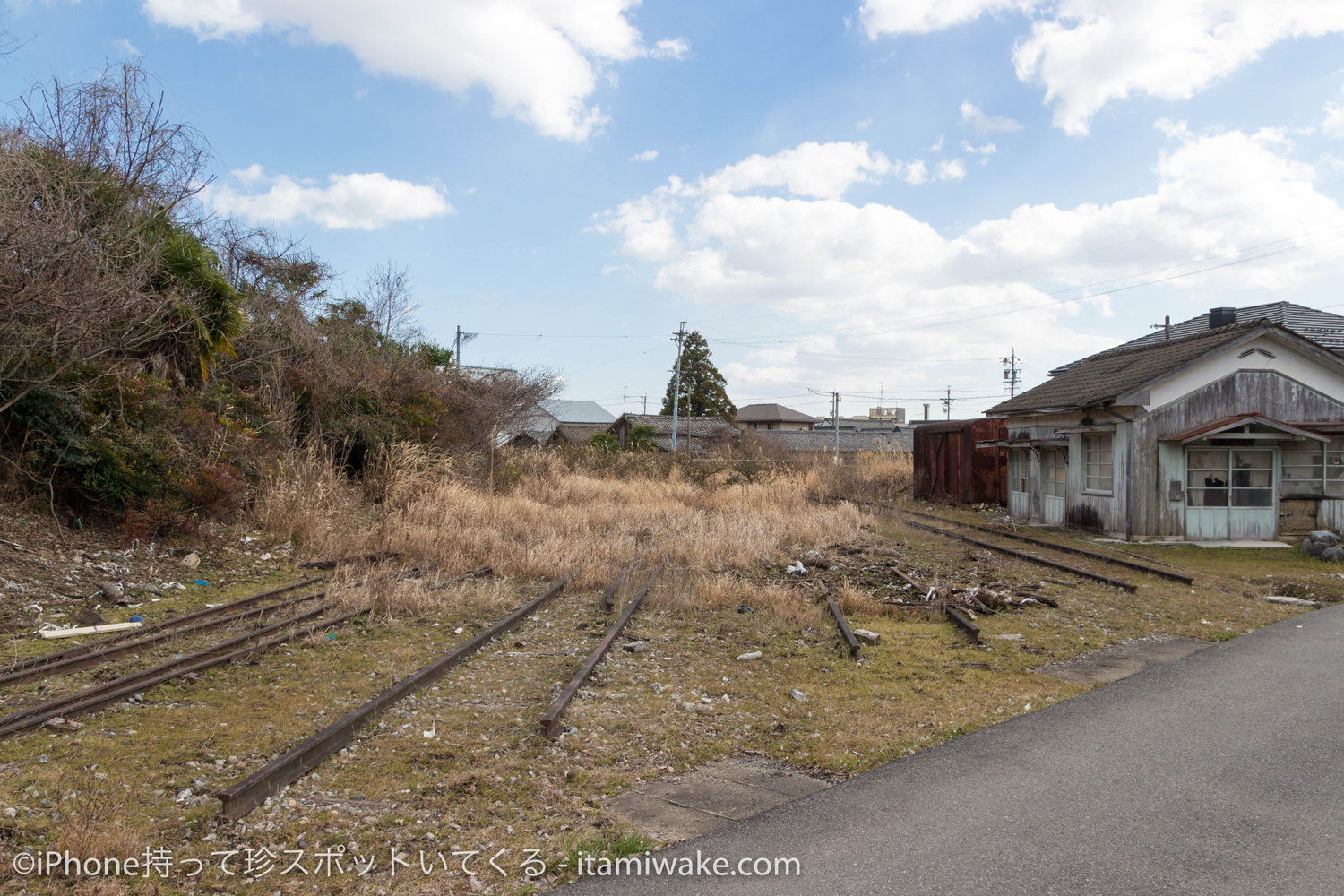 駅前に広がるヤード