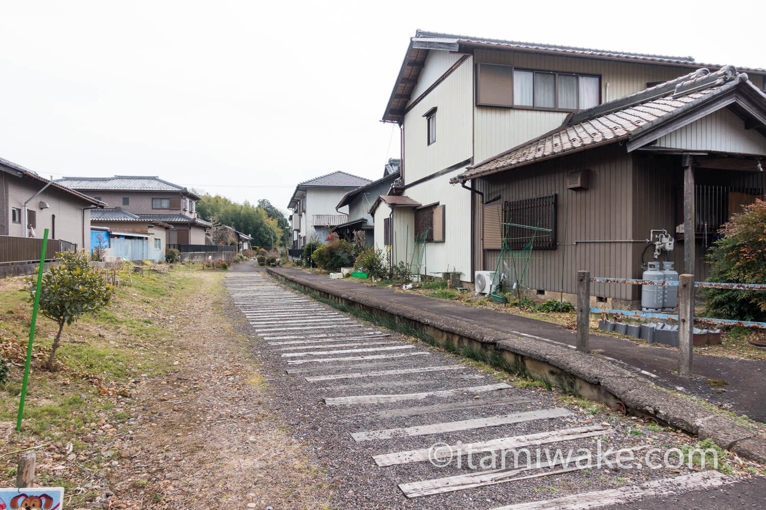 松森駅ホーム