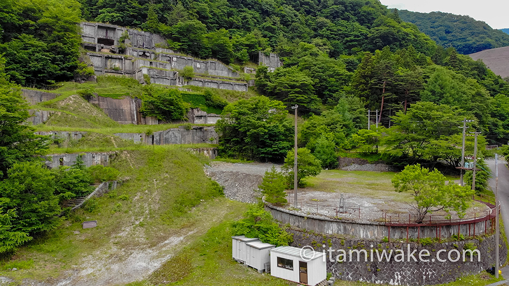 鉱山につきもの、丸いやつことシックナー