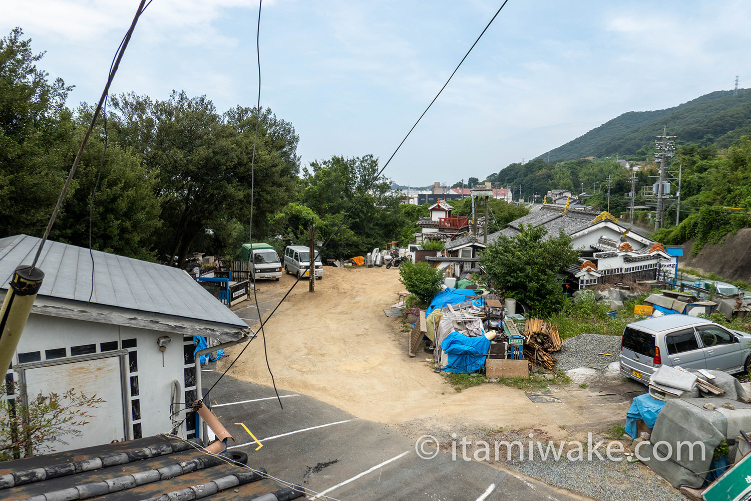 敷地内を俯瞰で見る