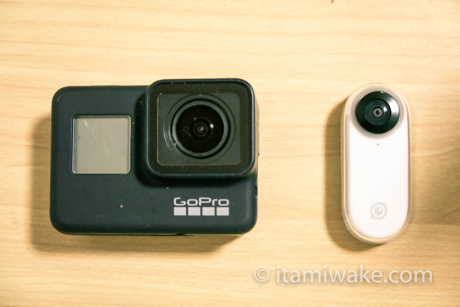 Insta360 GOとGoPro