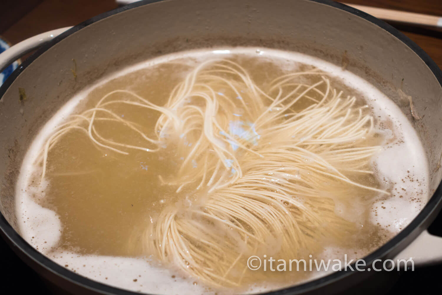 トンコツしゃぶ麺