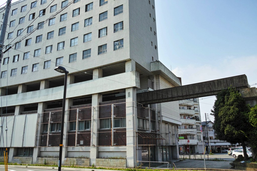 『姫路モノレール』廃線巡り　大将軍駅から手柄山駅へ歩いた